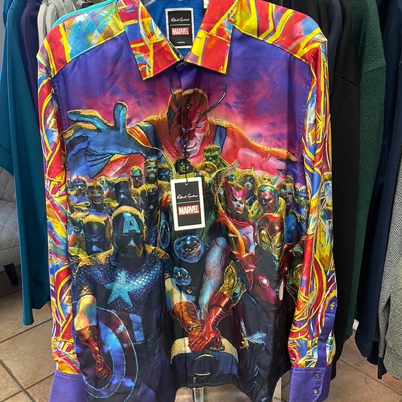 Nwt Robert Graham Marvel Button Up 